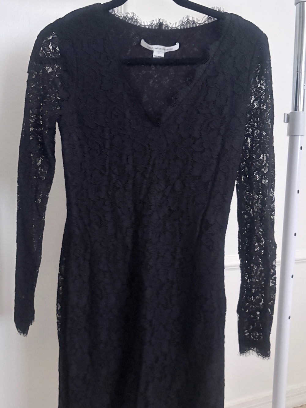 DVF Diane von Furstenberg Black Long-Sleeve Lace-Trim Dress